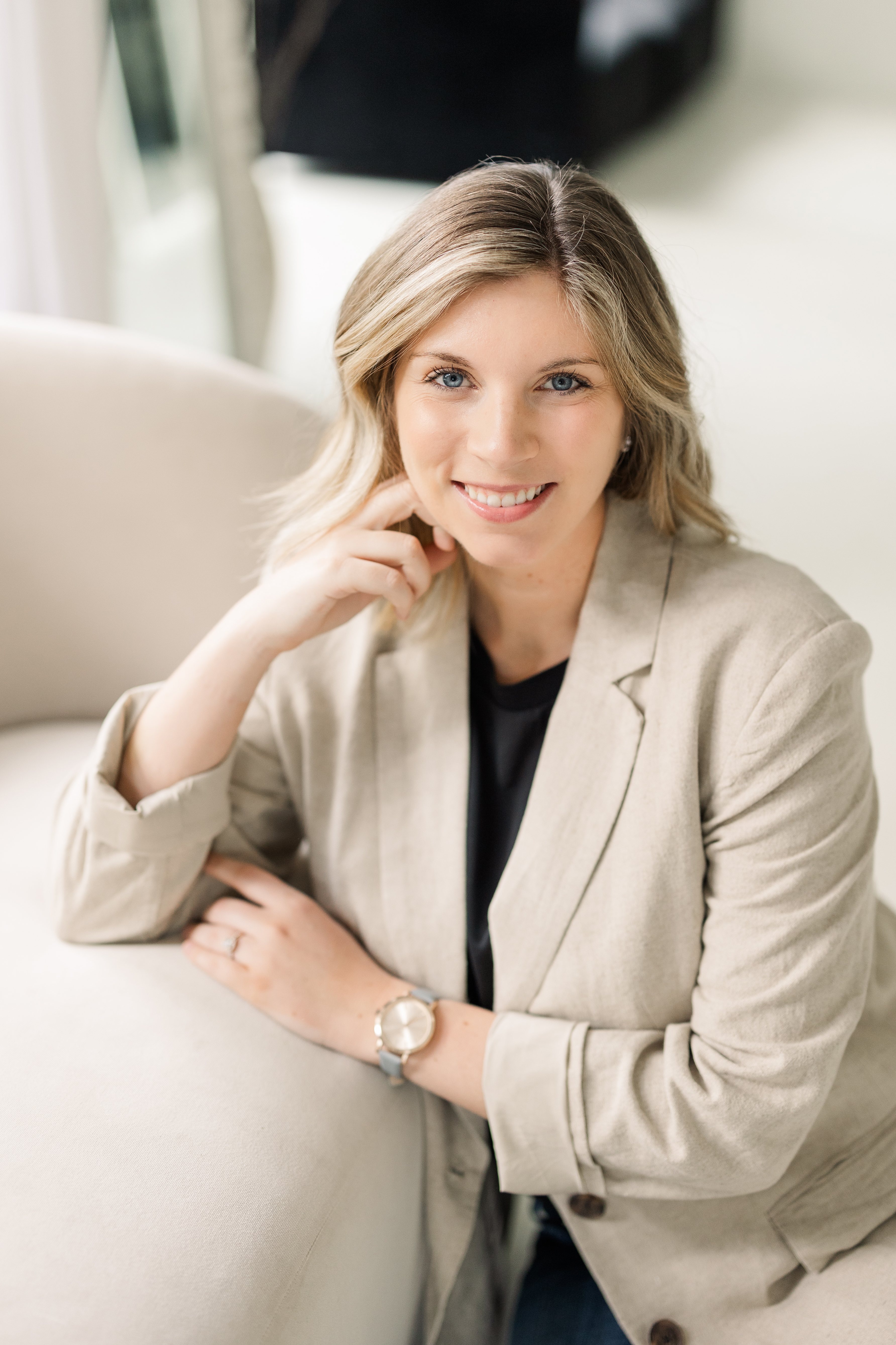 Agent profile picture