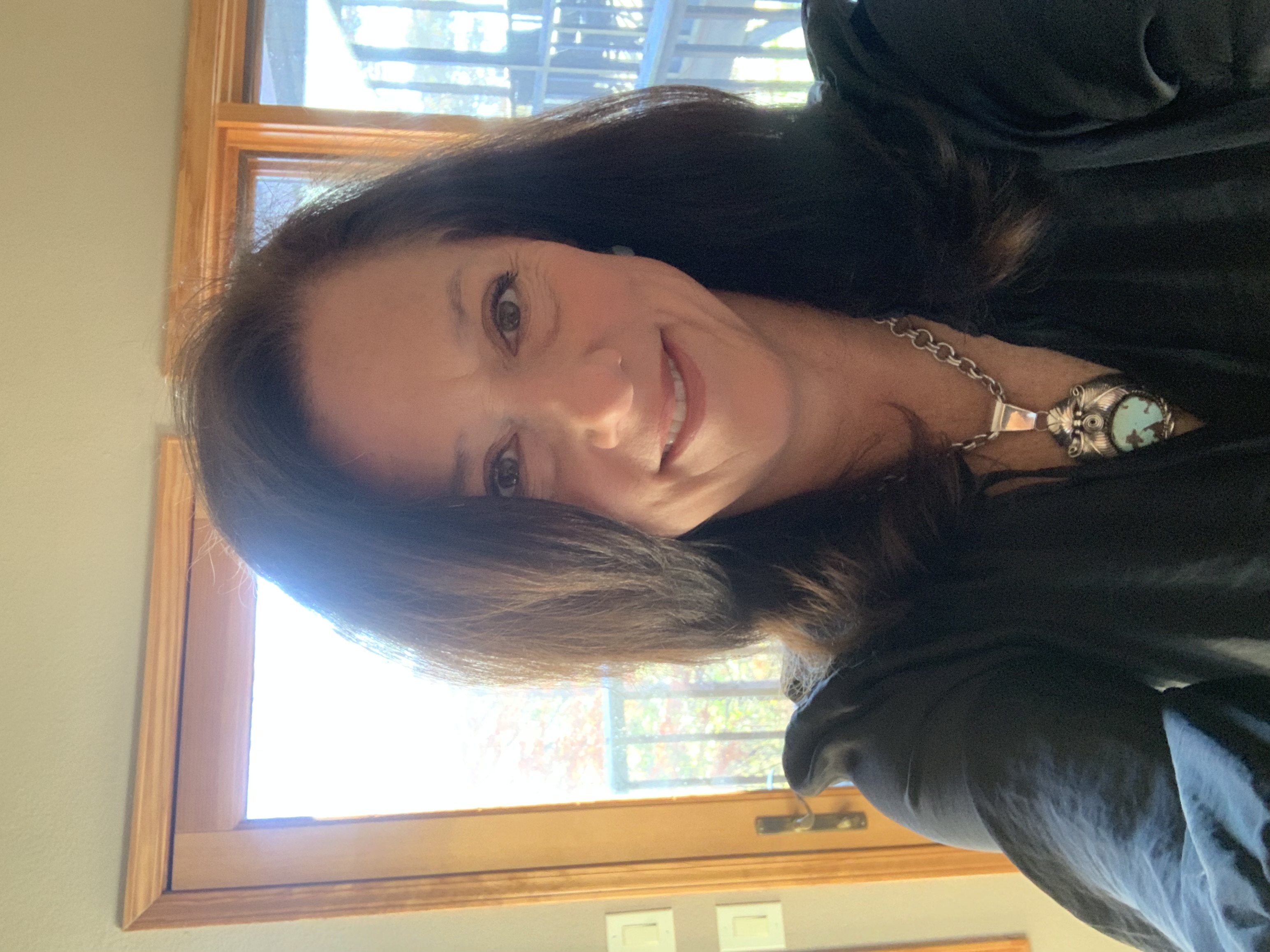 Agent profile picture
