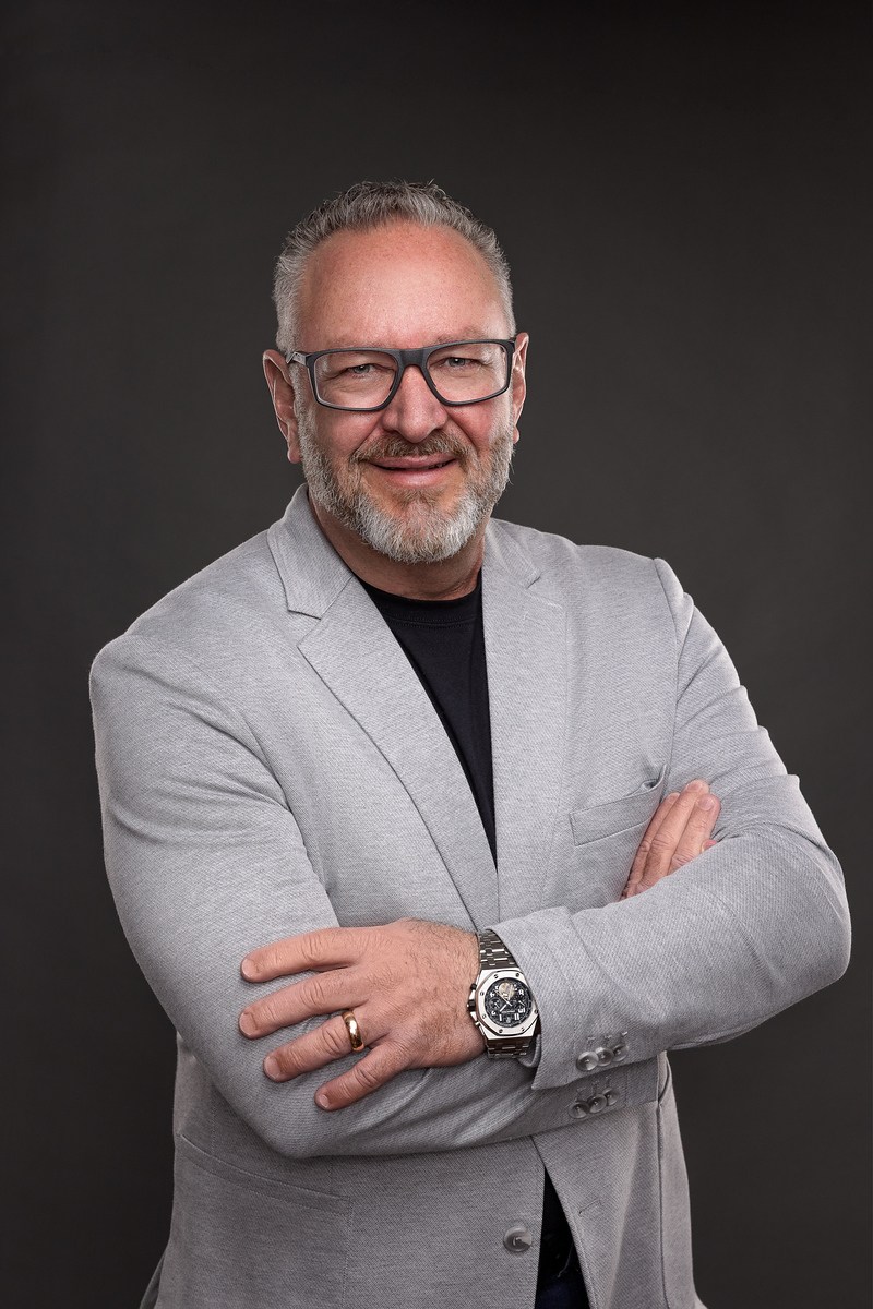 Agent profile picture