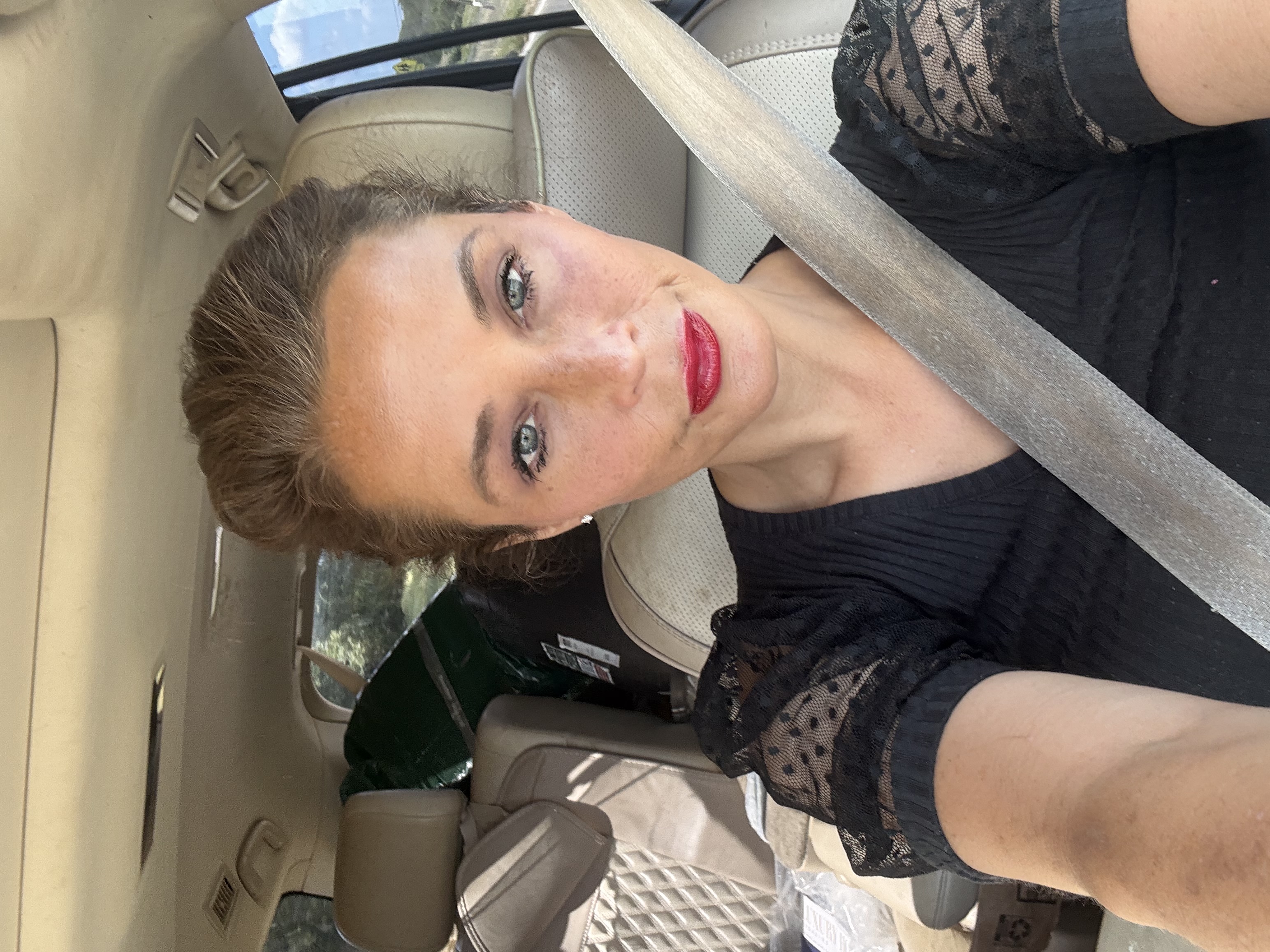 Agent profile picture