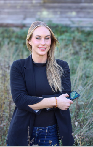 Agent profile picture