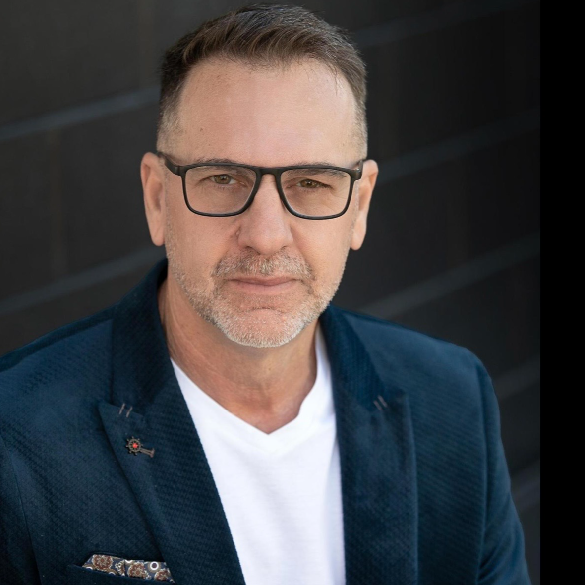 Agent profile picture