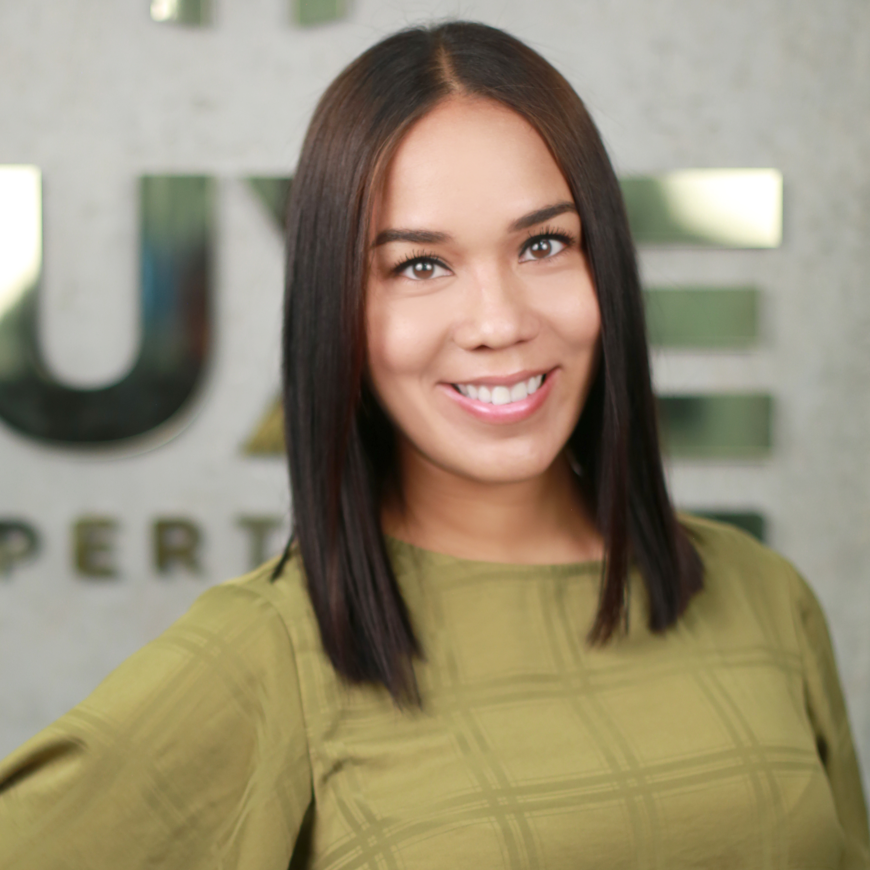 Agent profile picture