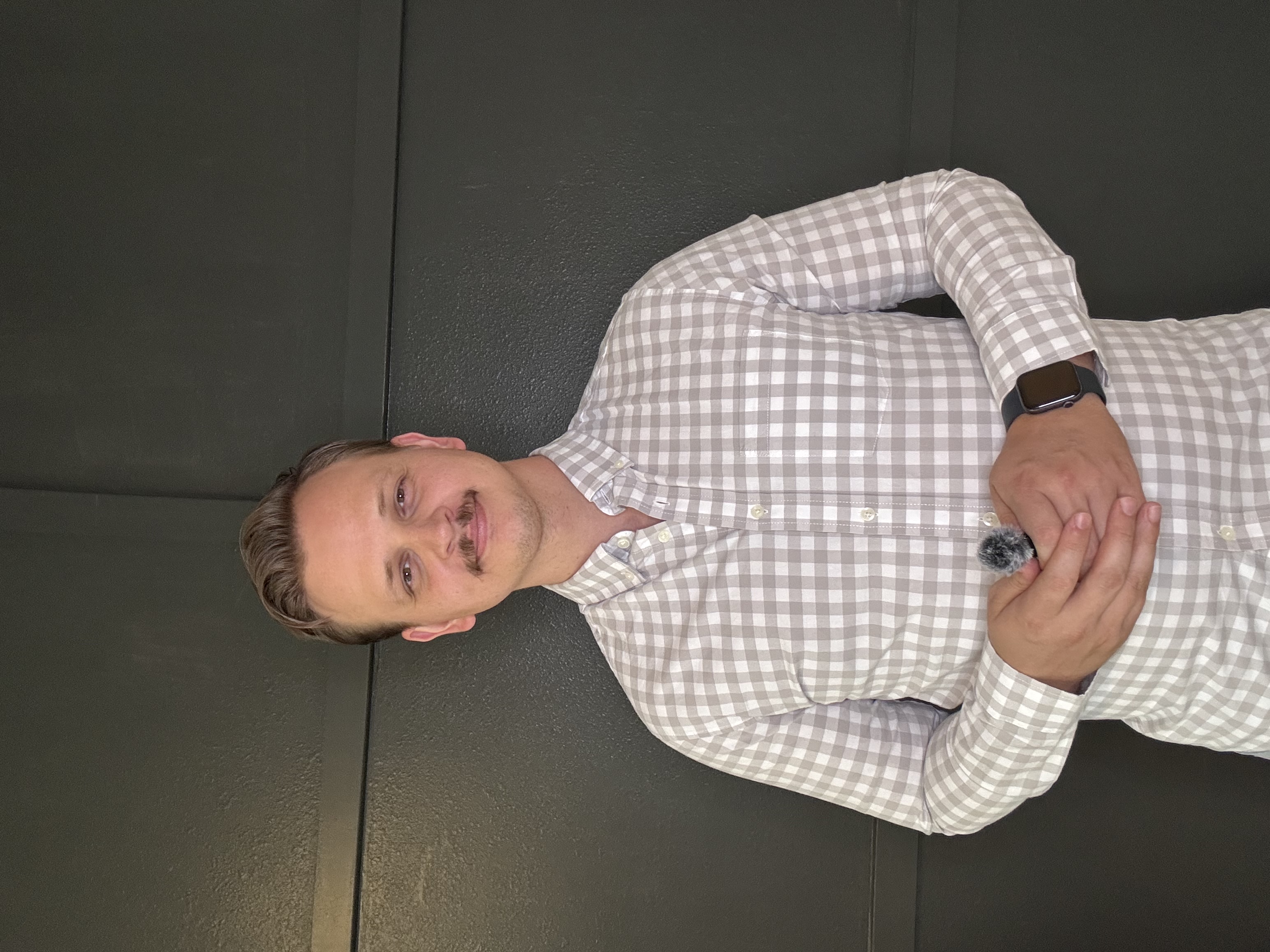 Agent profile picture