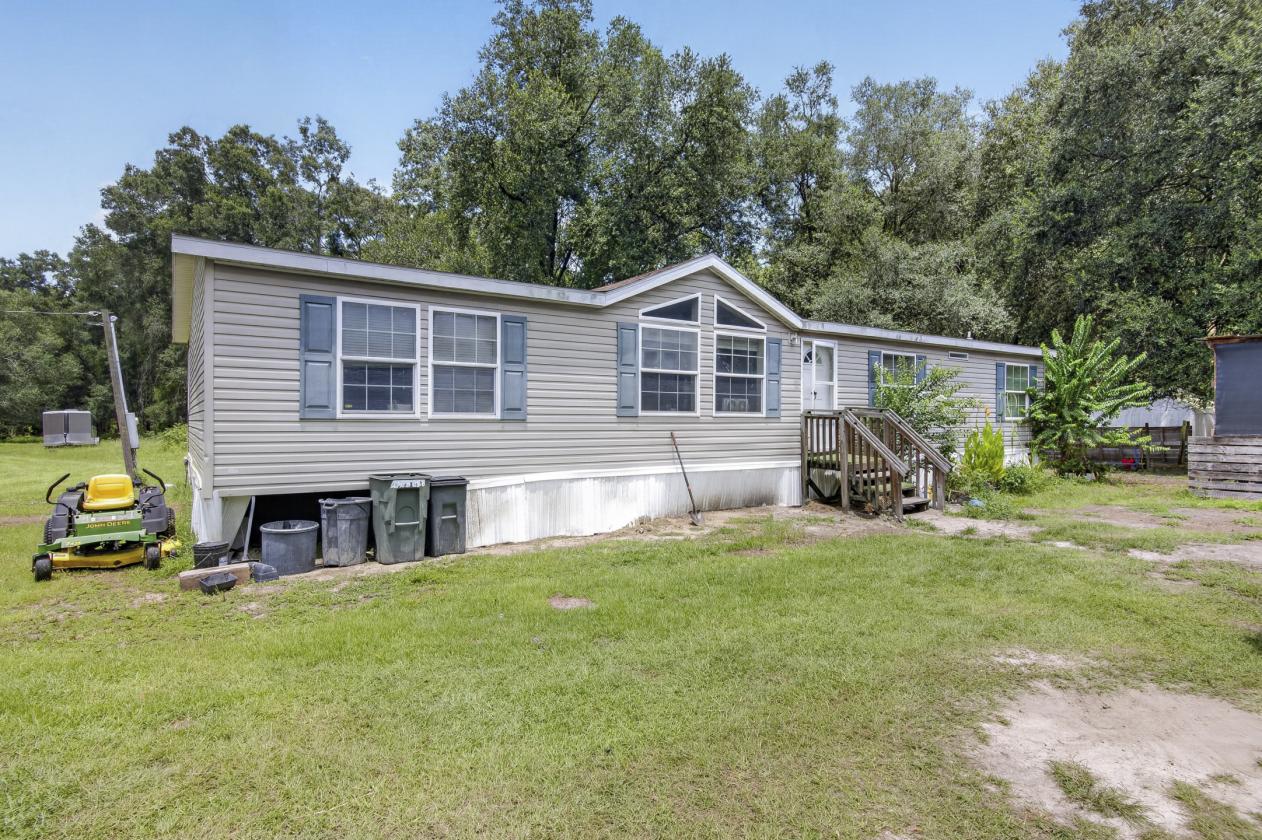 10-acre agricultural property - photo 17