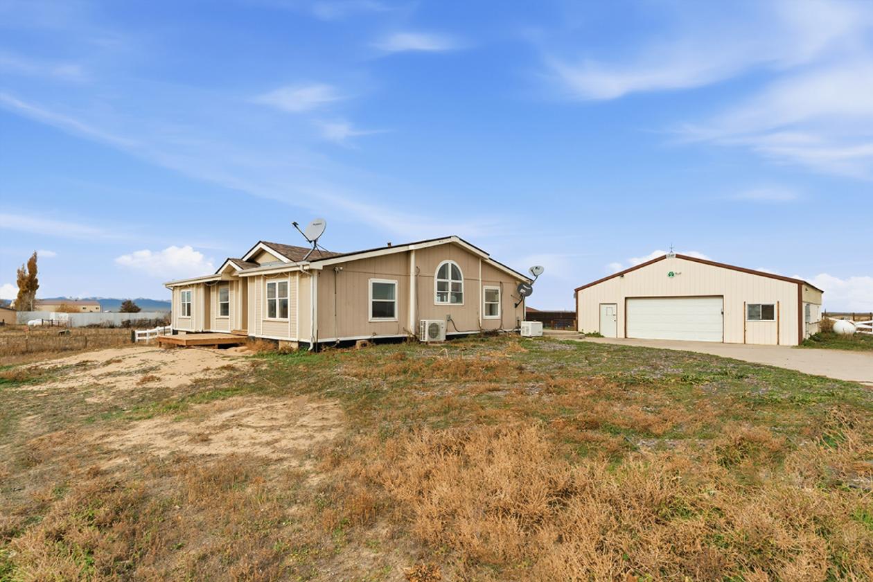 55.68 Acres, Two Homes & Room to Ride - photo 1