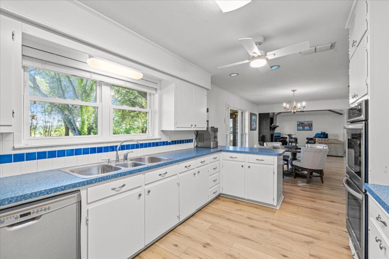 Great Horse Property close to Town! - photo 12
