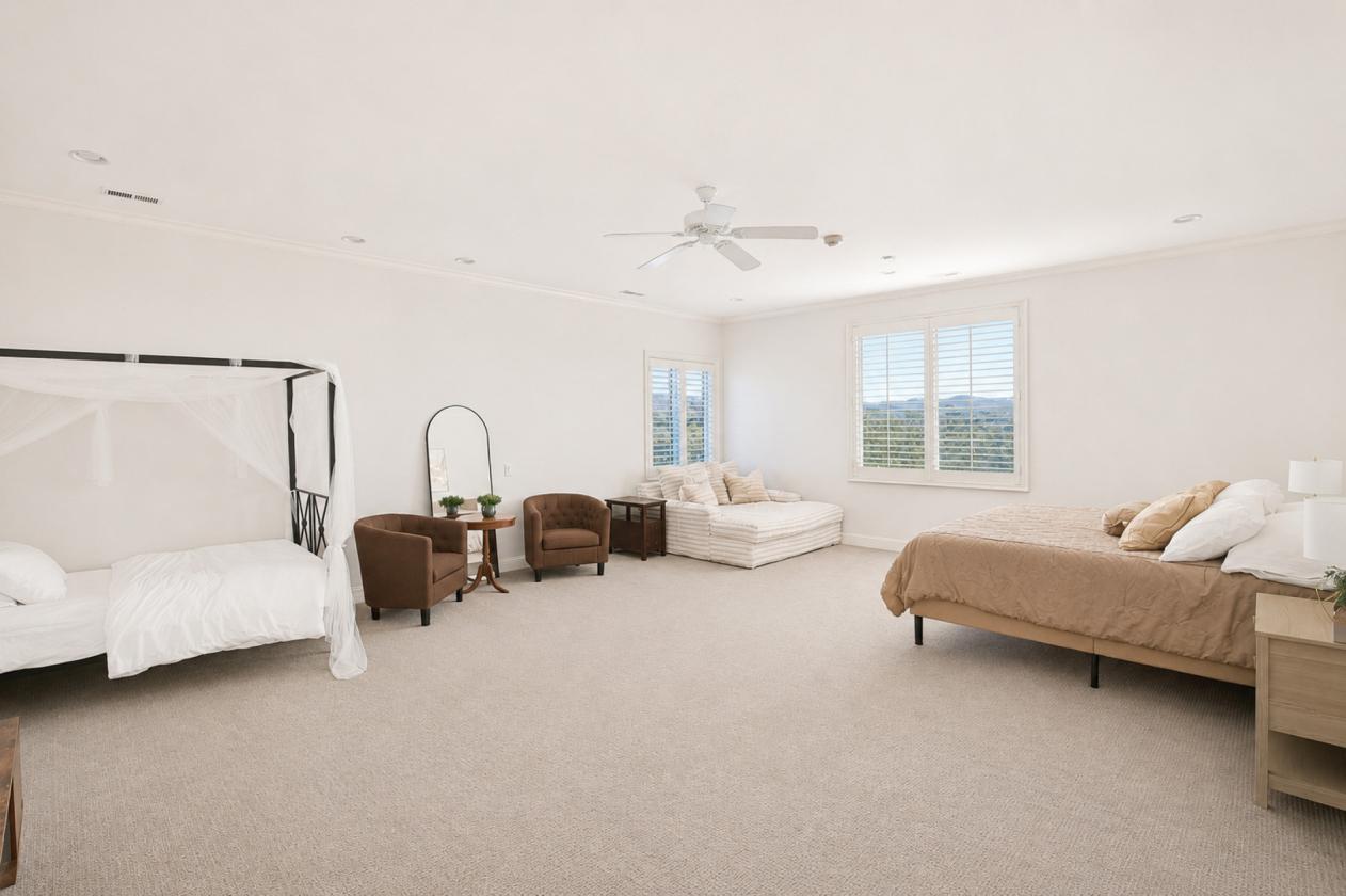 Luxury Equestrian Estate in a Gated Community - photo 20