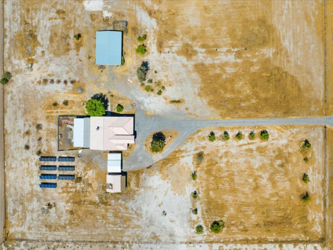 TWO HOUSES, LARGE BARN, 70 SOLAR PANELS on 6 ACRES - photo 11