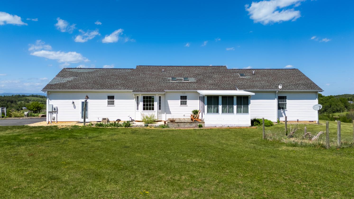 Almost 30 ACRES! Bring your horses, cows or sheep! - photo 15