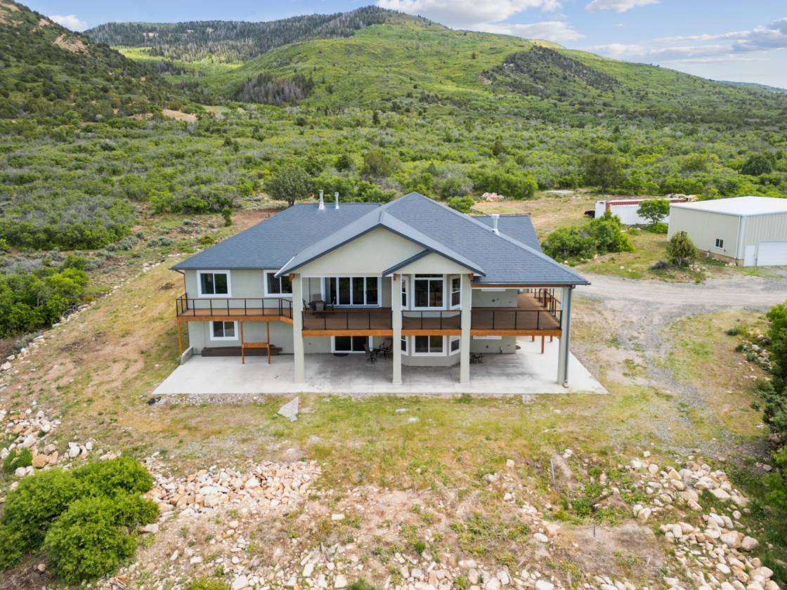 Horse Property for sale.