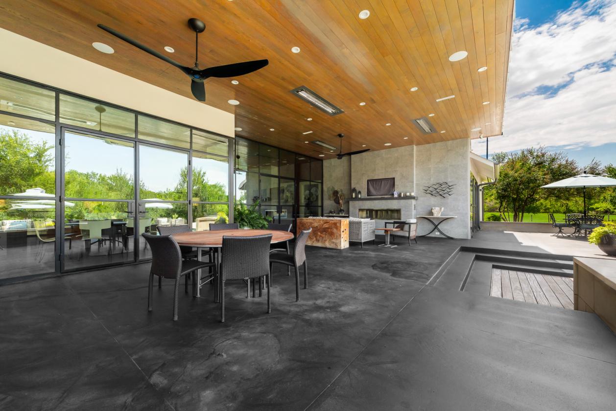 PRIVATE GATED MODERN ARCHITECTURAL ESTATE - photo 15