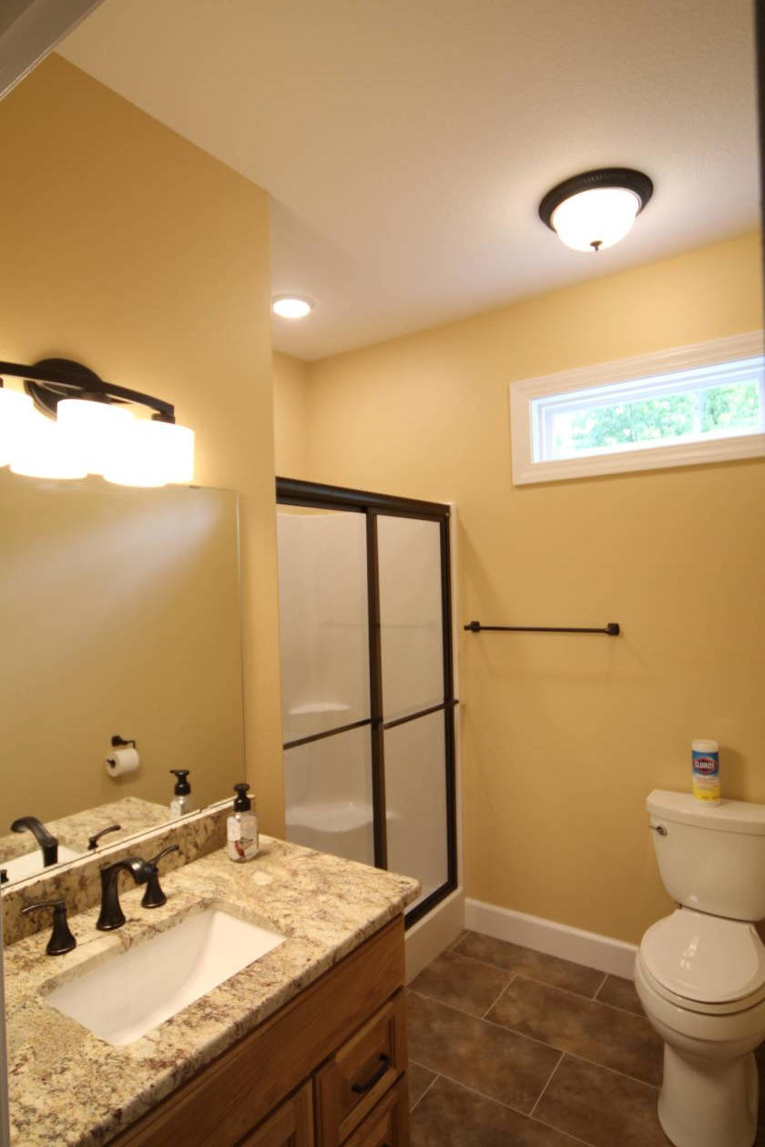 Custom Home in Ridgetop Acres adjacent to The Big South... Jamestown