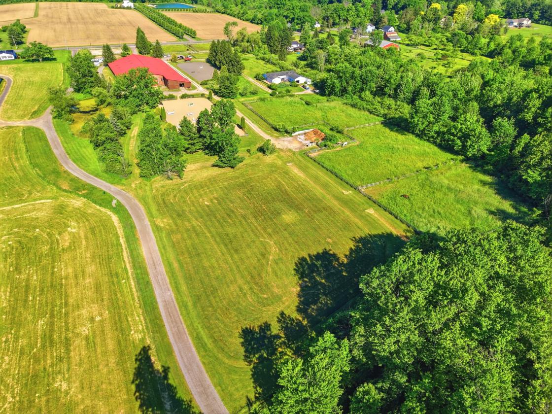 Rare 10-acre equestrian property in Geauga County - photo 11