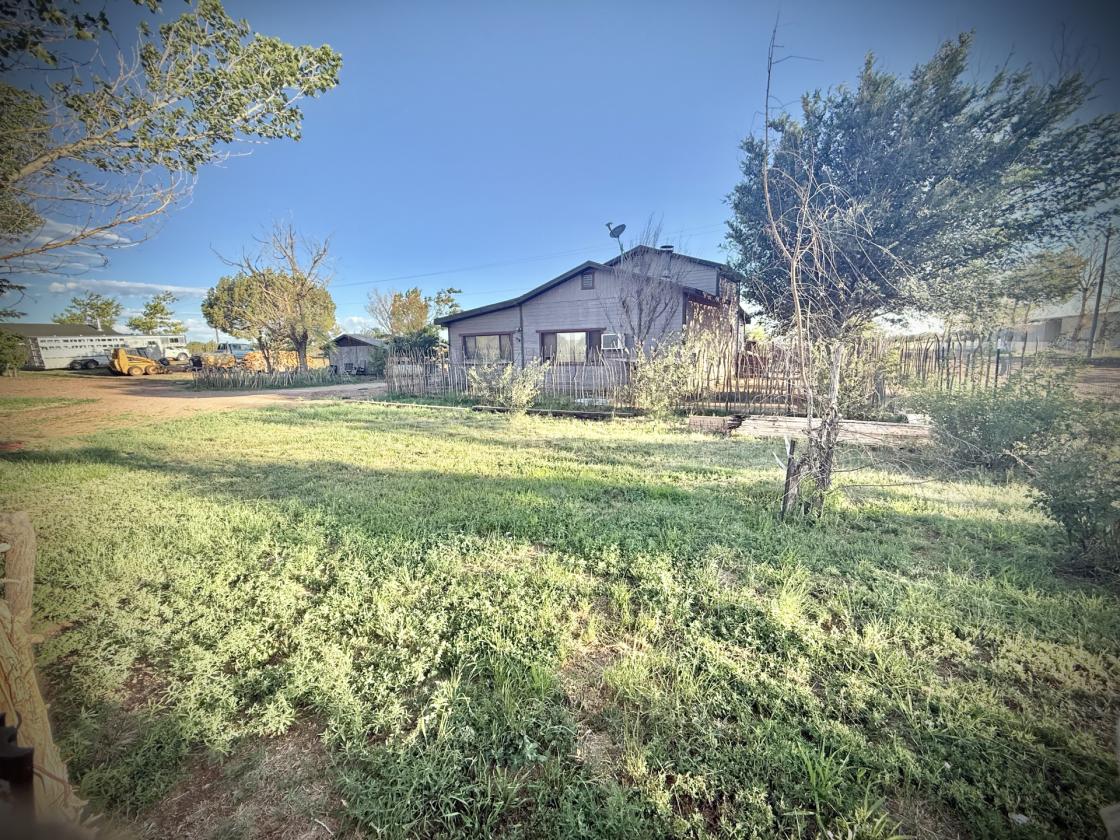Horse Boarding/ Training Facility 2 Houses - photo 4
