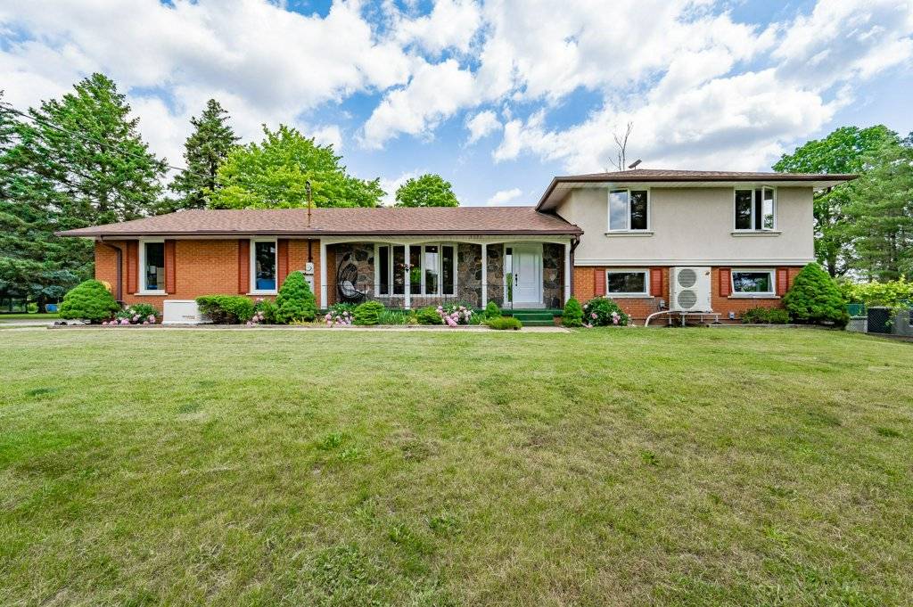 Horse Property for sale.