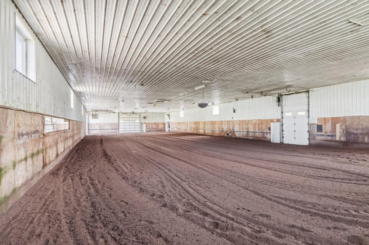 Executive Equestrian center - photo 5