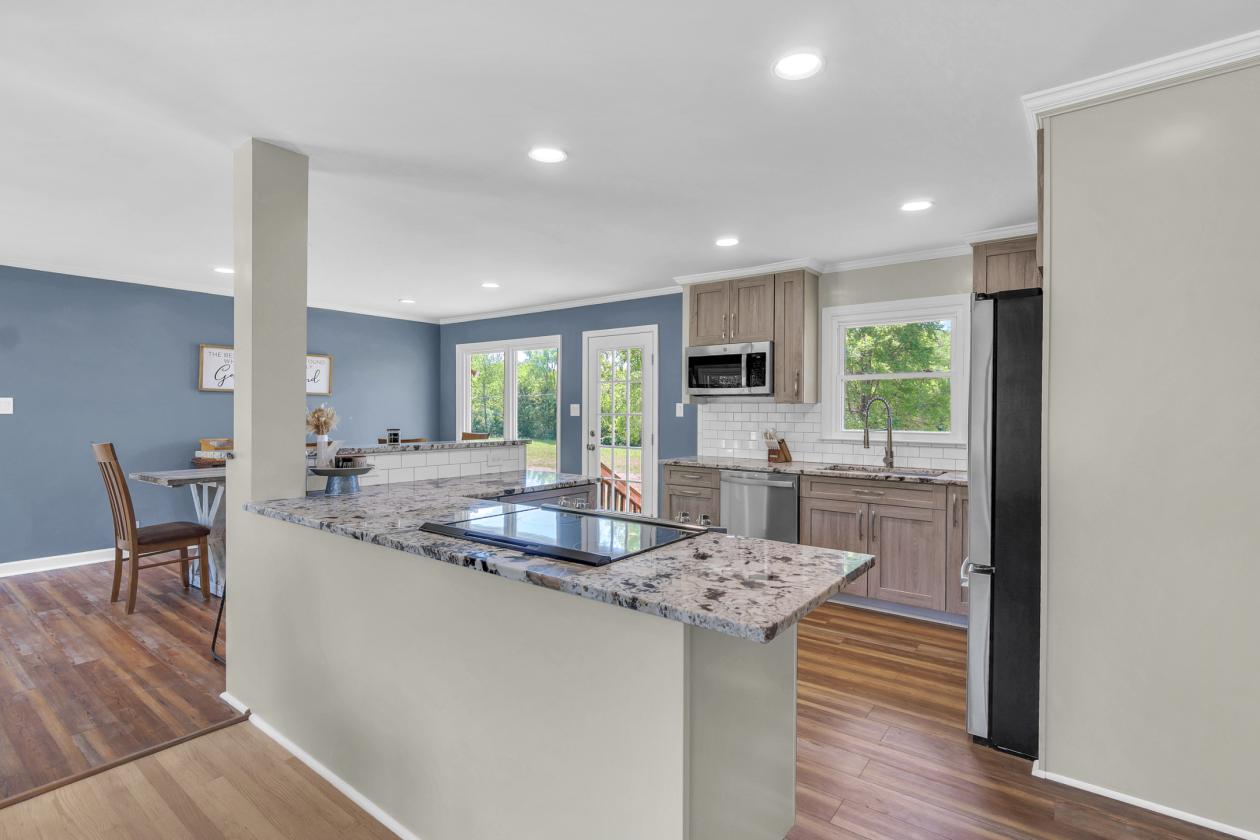 15 Acres & Completely remodeled home - photo 7