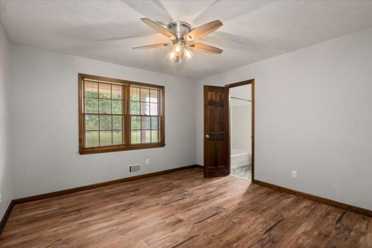 Classic Country Living on 11.5 acres - photo 20
