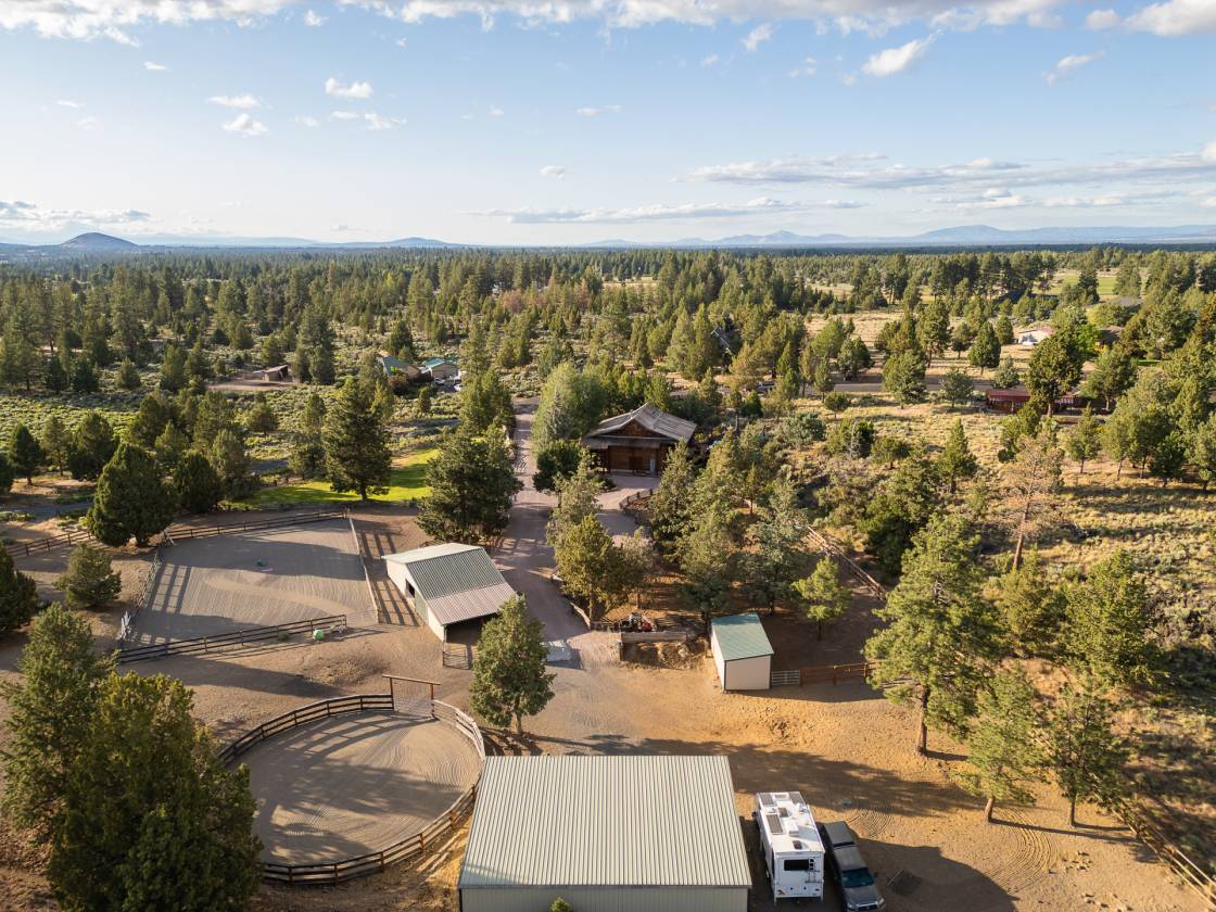 Horse Property for sale.