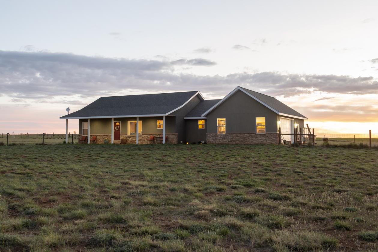 Exquisite Horse Property with Mountain Views - photo 1