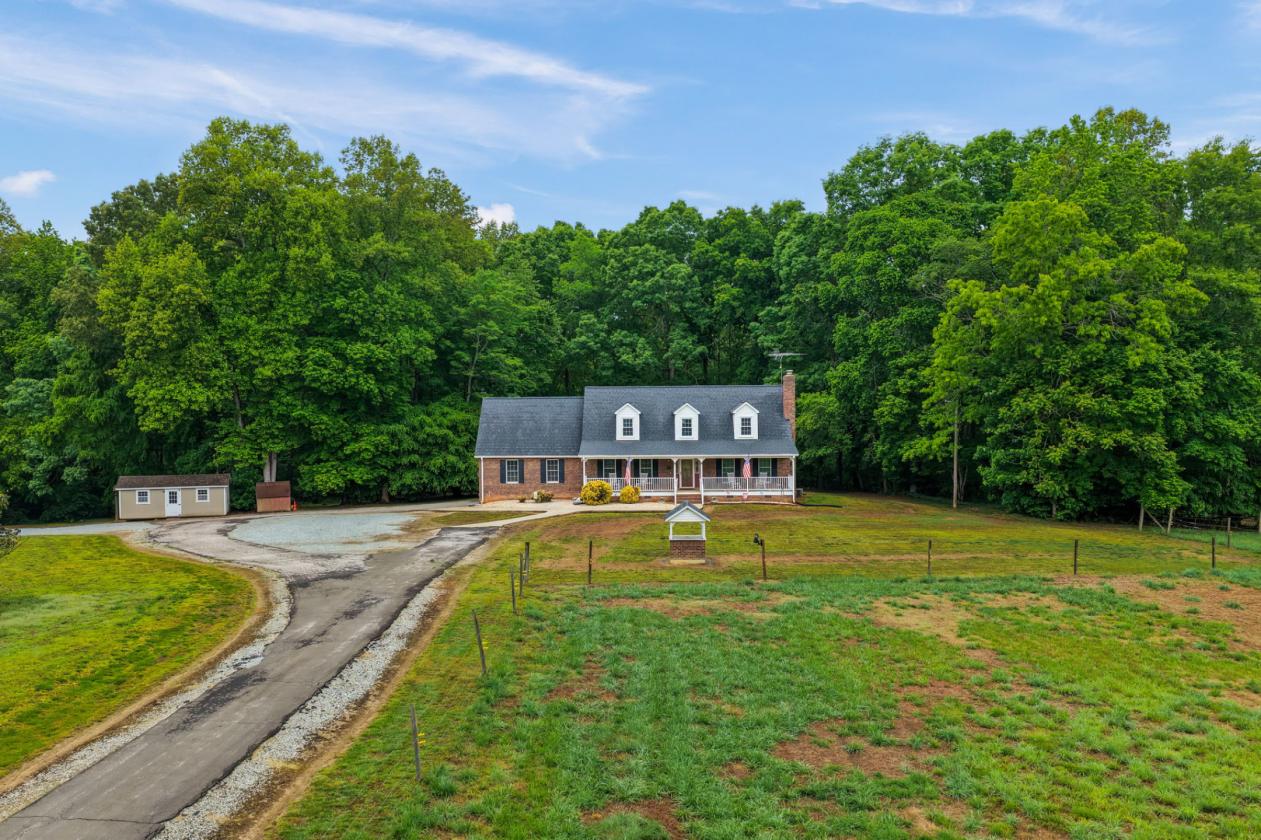 The Quintessential Country Estate - photo 21