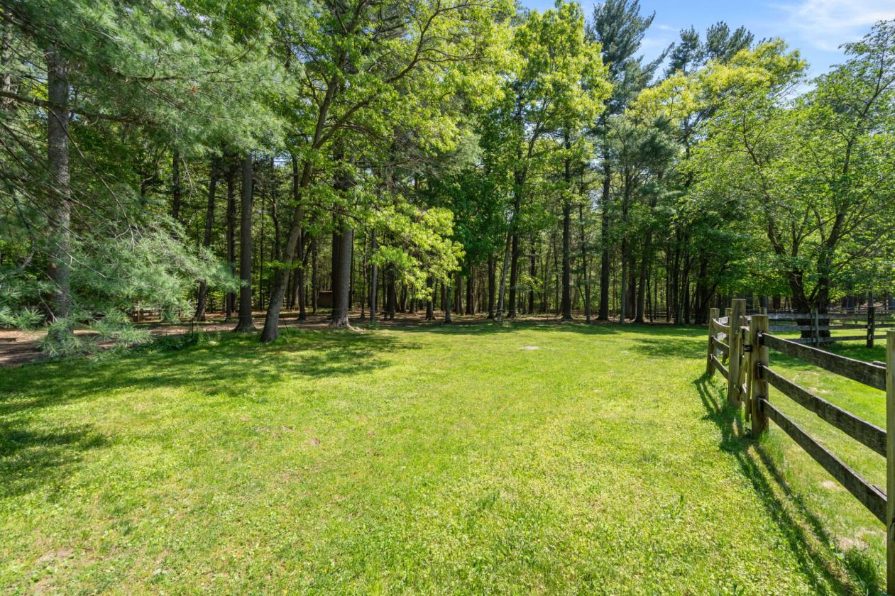Meticulously Maintained 8 Ac Horse Farm on Trails - photo 6