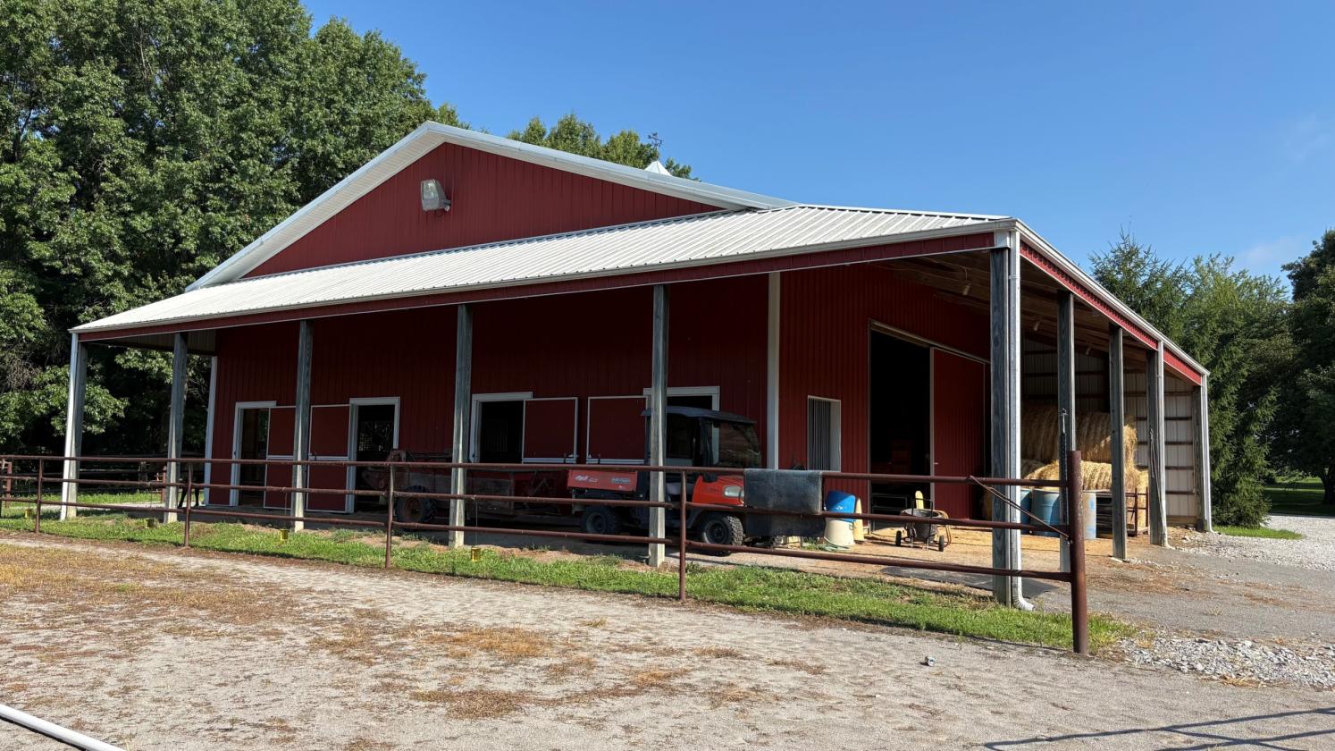Southern Illinois Horse Farm with home - photo 16