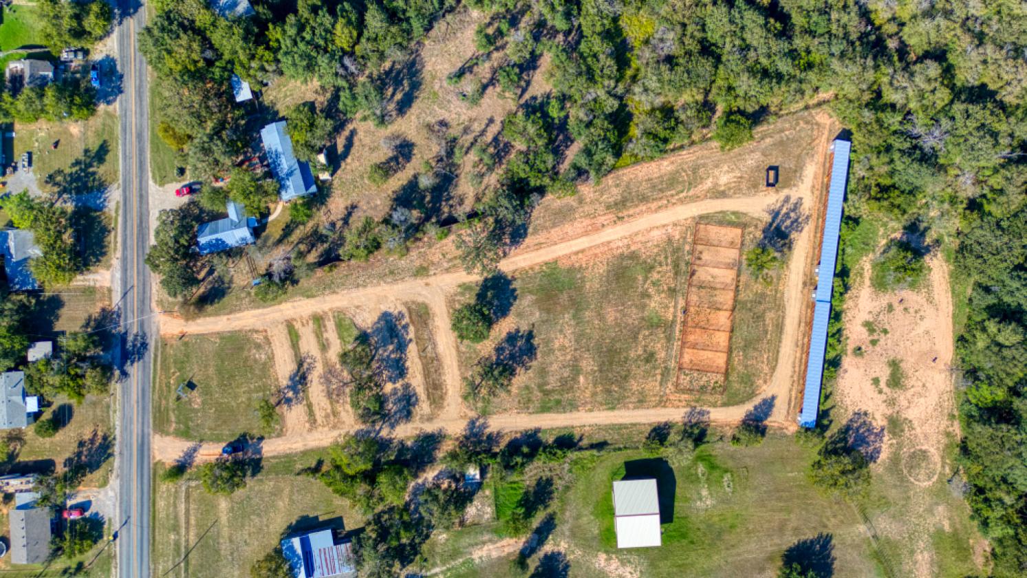 RV Park and Horse Boarding - photo 9