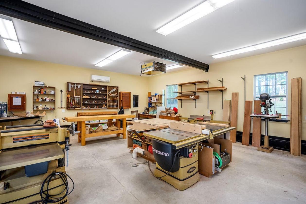 Exceptional Equestrian Living in Mt Vintage - photo 19