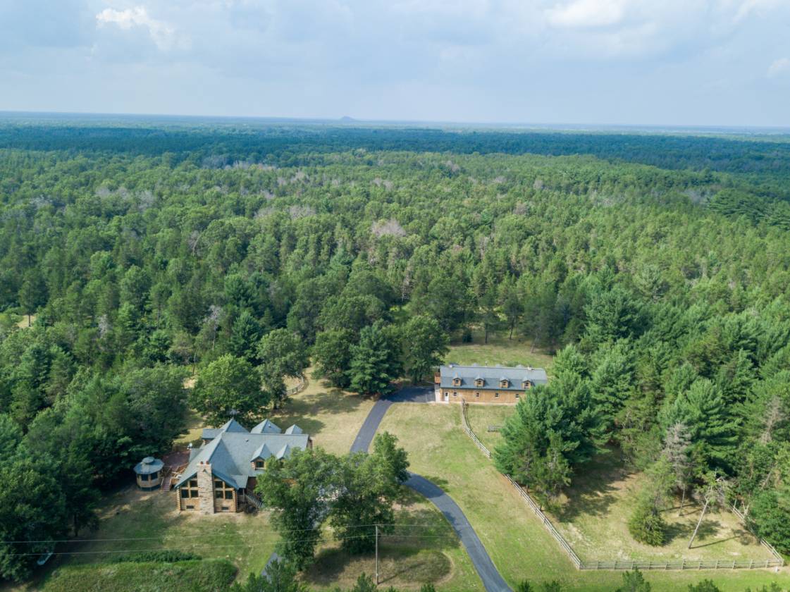 Horse Property for sale.