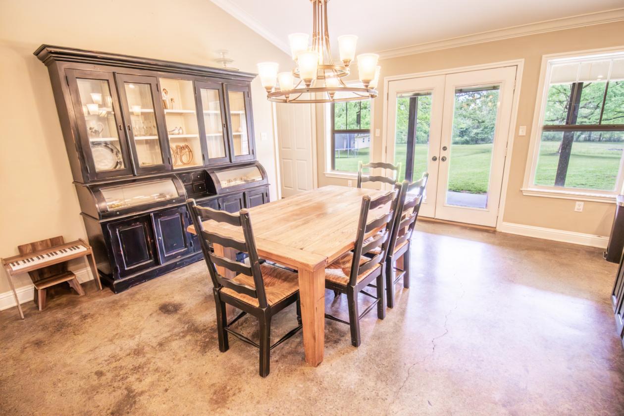 Custom Home on 15 Acres with Equestrian Potential - photo 4
