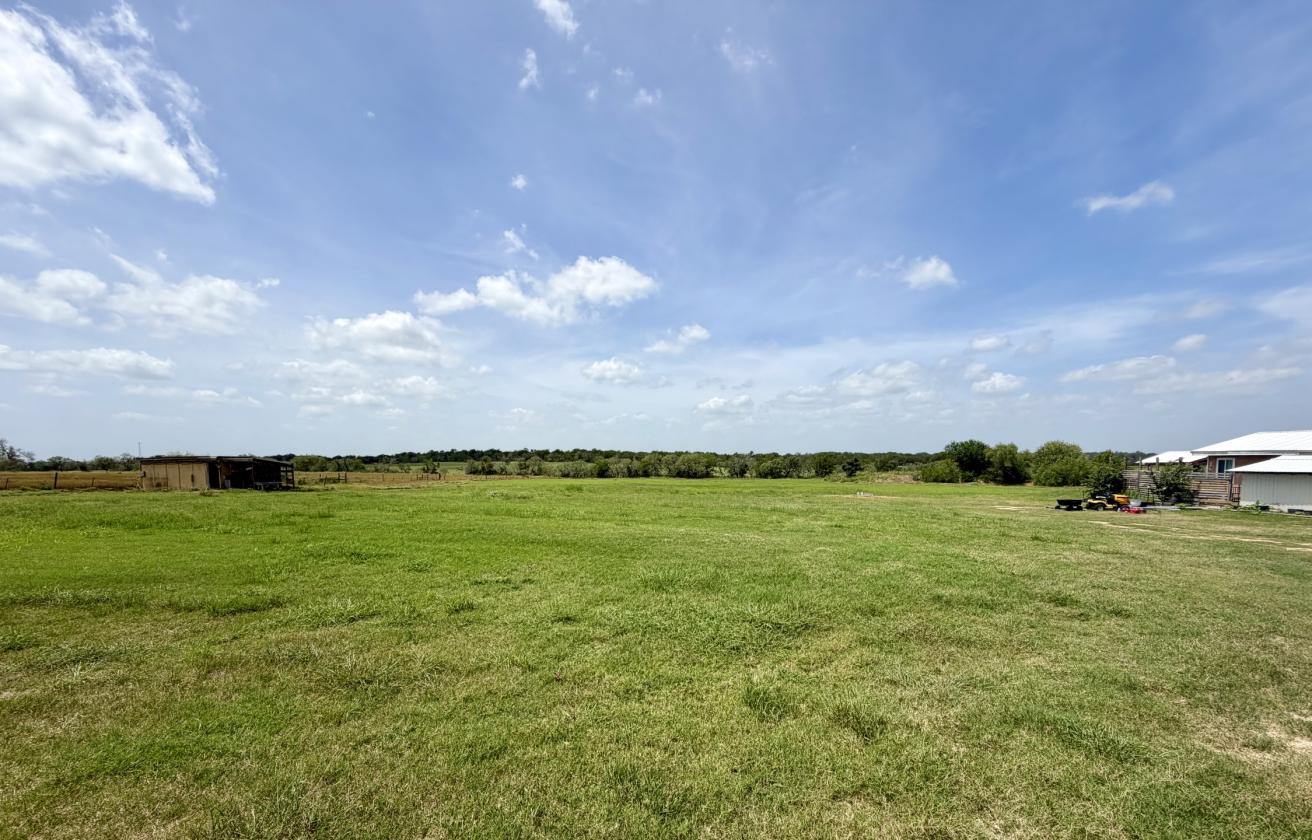 10 Acres and a CUTE cottage near Austin! - photo 7