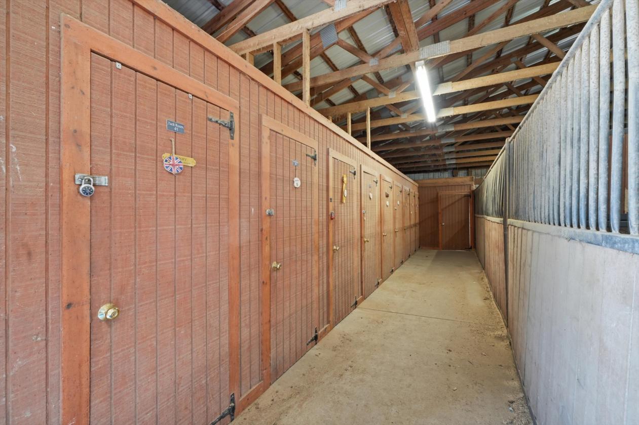 Commercial Horse Farm - photo 10
