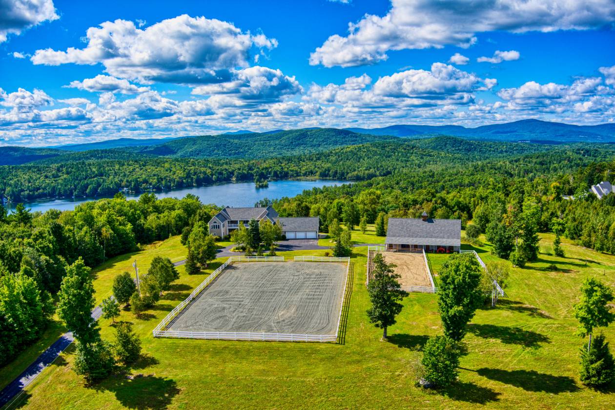 Horse Property for sale.