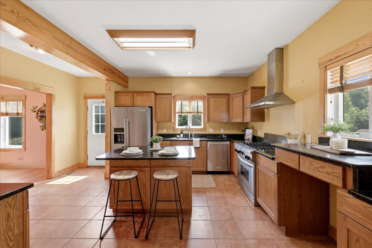 5 Unrestricted Acres Across from the Potomac River - photo 13