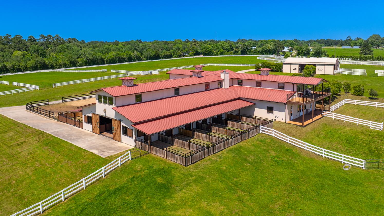 Luxury Equestrian Estate - photo 19