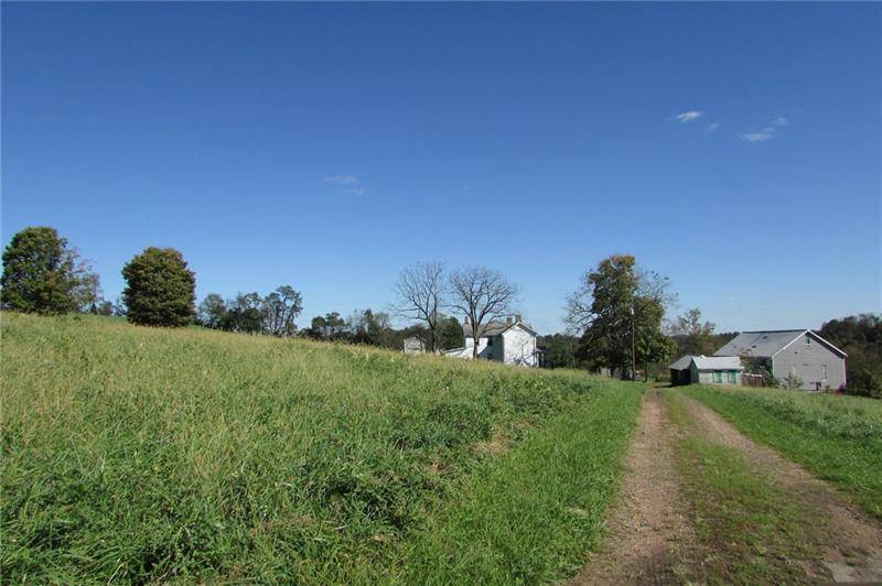 52 Acre Farm in Elizabeth Township, PA Elizabeth, Allegheny County