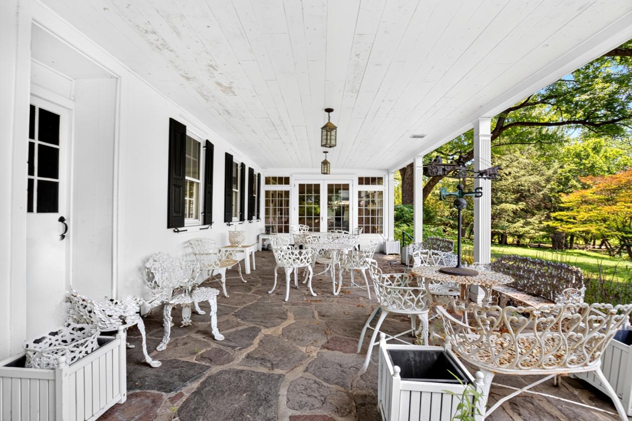 Rare Slice of Americana on 33 Acres - photo 12