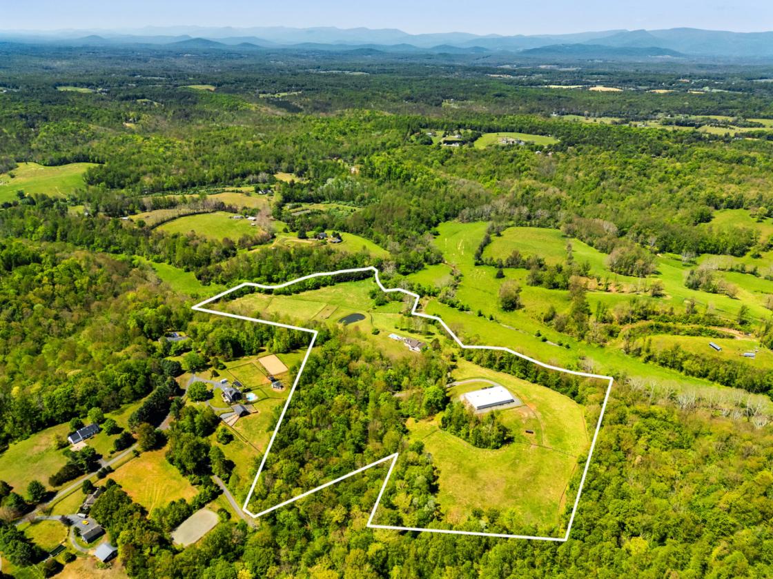 Rare Equestrian Estate - photo 2