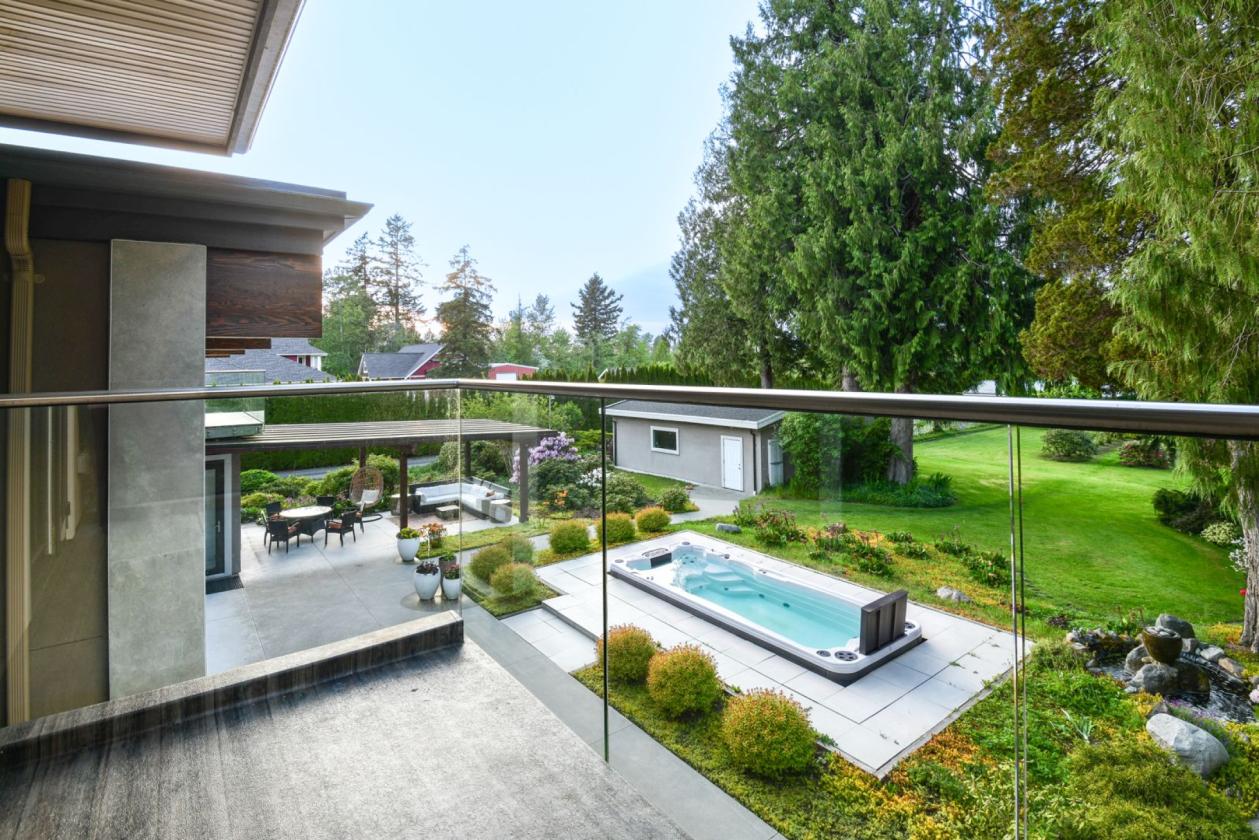 Luxury legacy estate on park-like 4.64 acres - photo 20