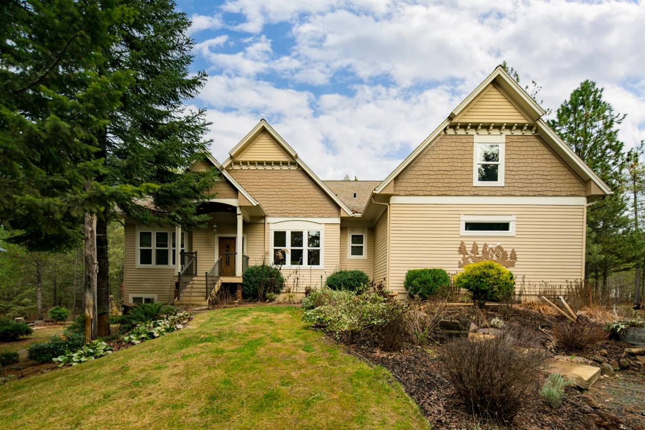 10 Acre Estate - photo 1
