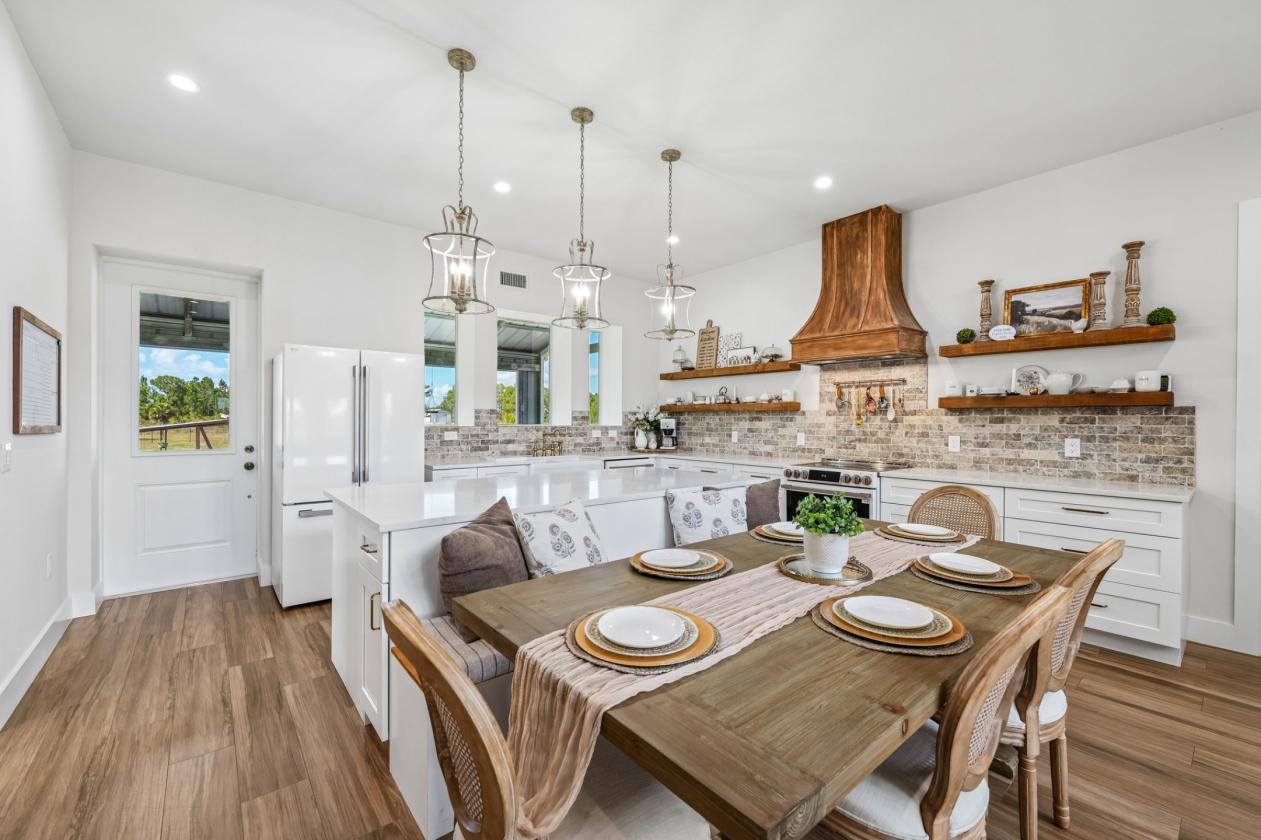 Custom Home on Horse-Friendly Acreage - photo 8