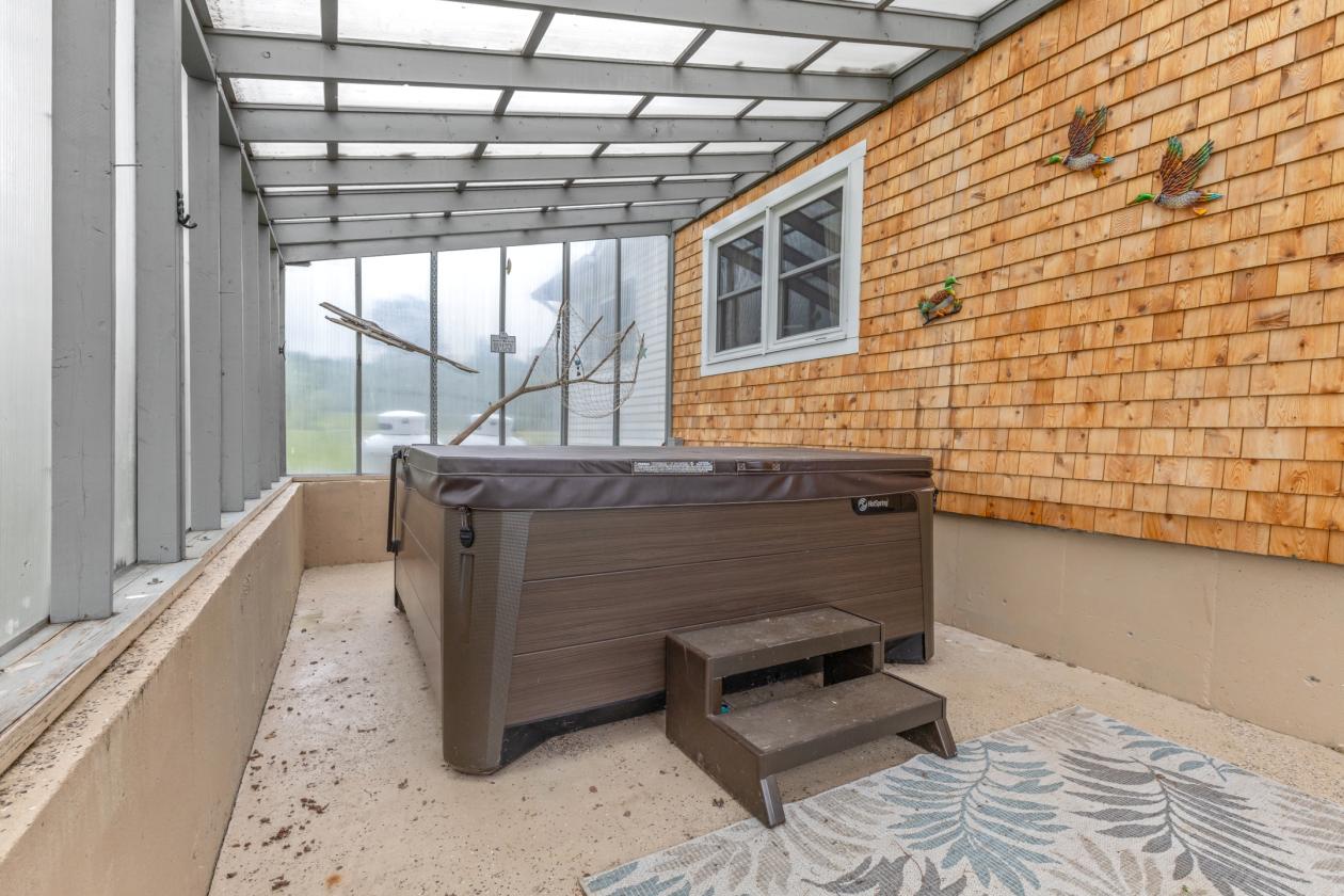 Lakefront Home with 2 stalls & a Tack Room - photo 27