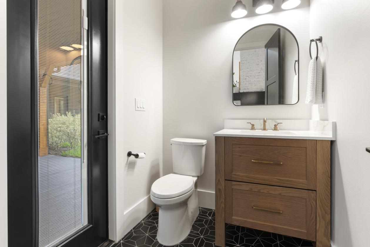 Lakewood Ranches Modern Estate - photo 30
