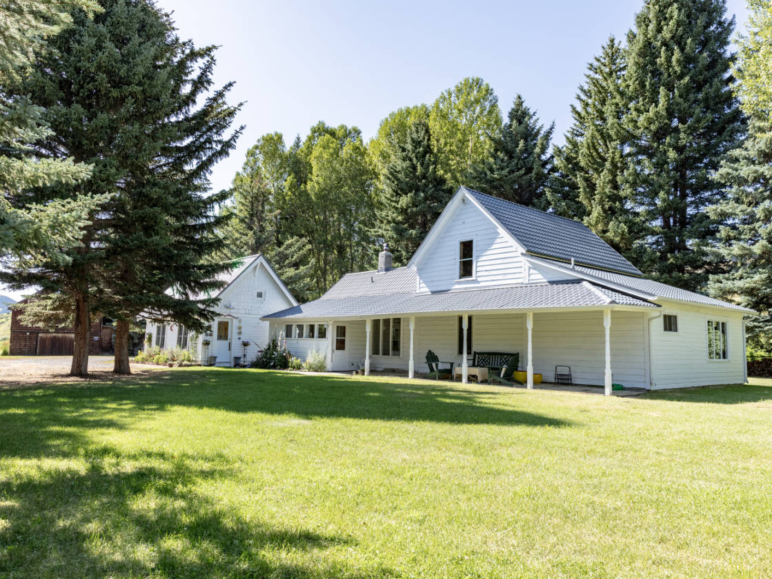 Bridger Canyon Legacy Equine Estate Bozeman, Gallatin County, Montana