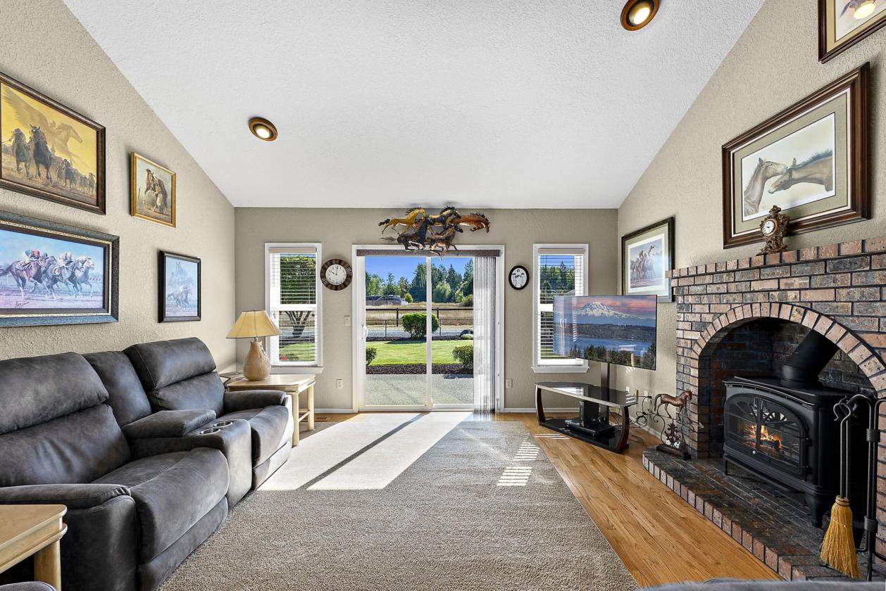 Endless Opportunities on over 5.5 acres - photo 17