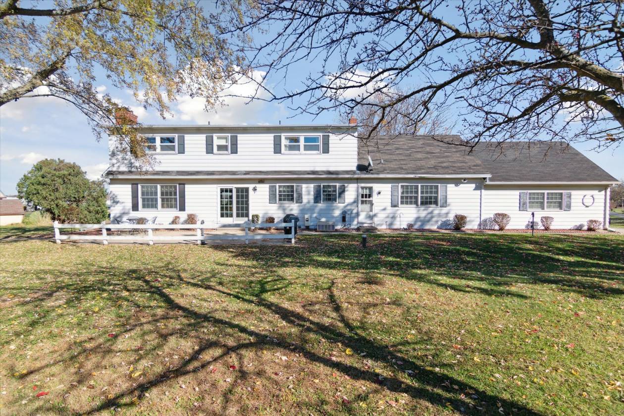 60 Acre Horse Farm with 1/2 Mile Track & 35 Stalls - photo 20