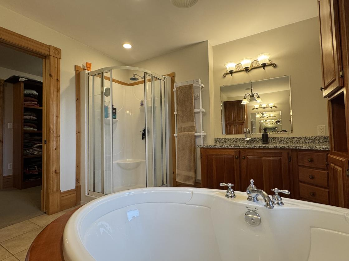 EXCEPTIONAL EQUESTRIAN ESTATE - photo 24