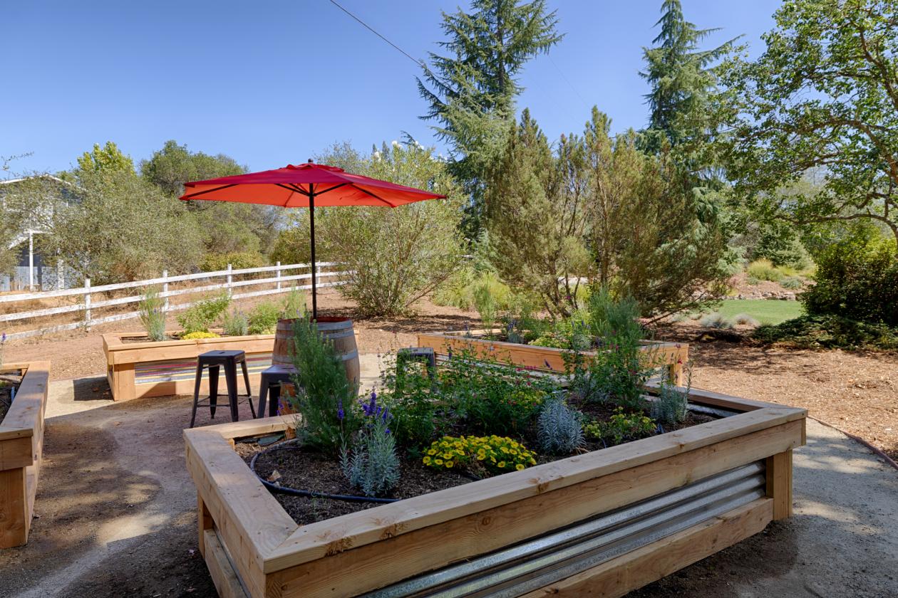LUXURY GRANITE BAY ESTATE ON 2.3 USABLE FLAT ACRES - photo 21